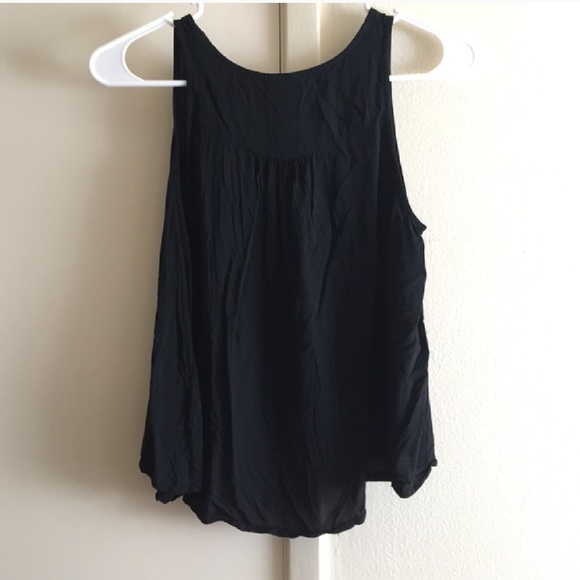 Sparkle and fade black button tank with pocket - Picture 3 of 3